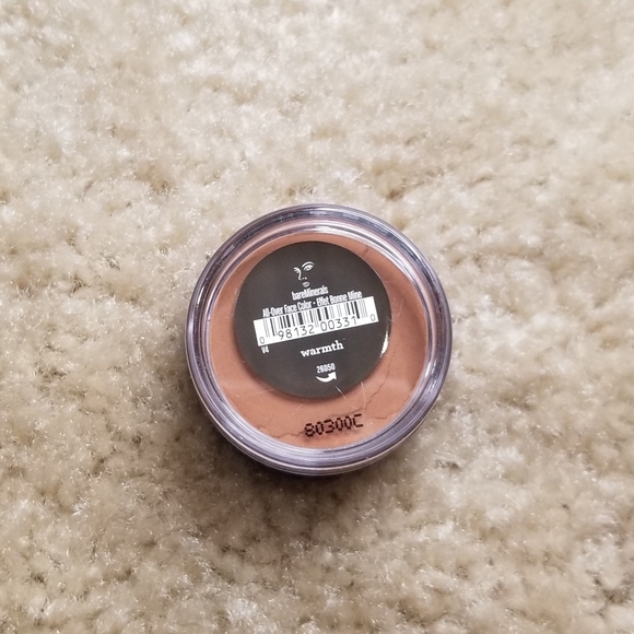 SOLD Makeup Bundle | Tarte Bare Minerals Boxom - Picture 8 of 8